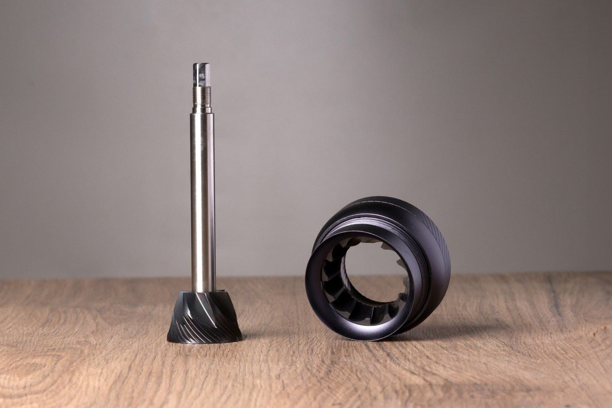 1Zpresso J-Ultra hand grinder